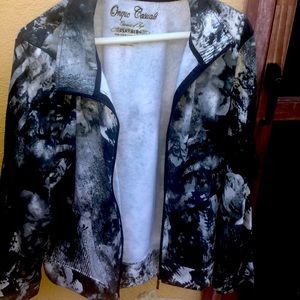 🌹🌹Onque Casuals Sweatshirt Size L NWT🌹🌹